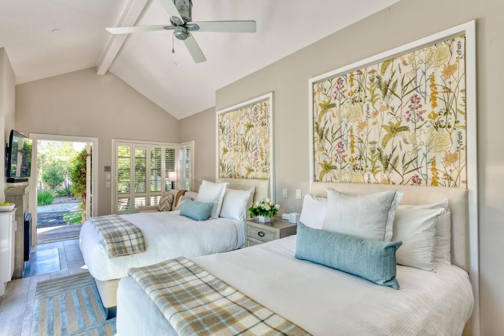Delux Room Carneros Resort and Spa image 7
