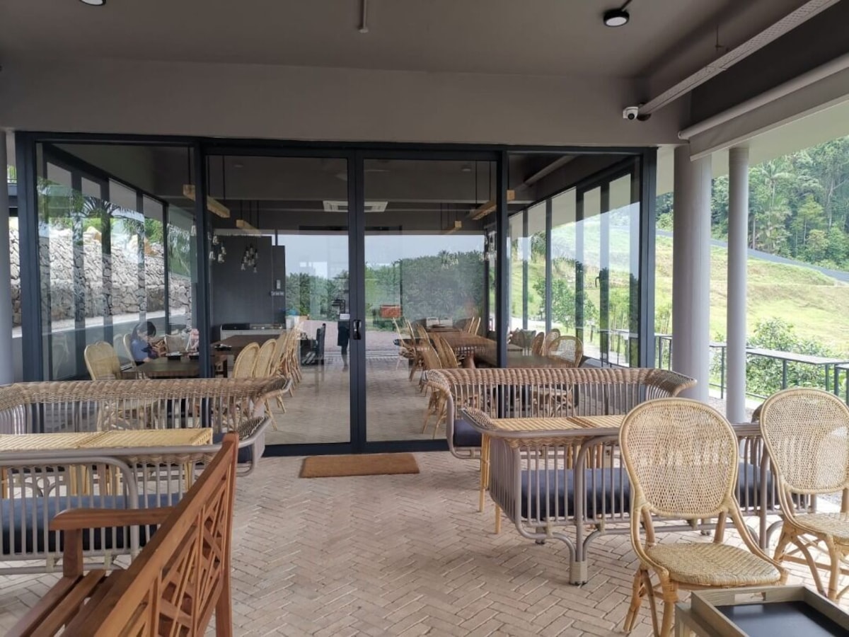 Talula Hill Farm Resort (Superior Twin Room) image 8
