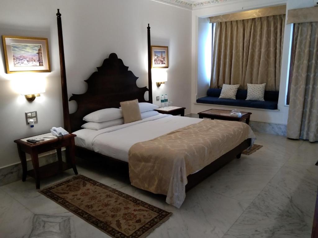 Standard Double or Twin Room Fateh Garh Resort image 1