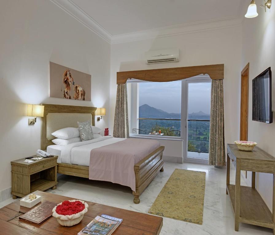 Standard Double or Twin Room Fateh Garh Resort image 3