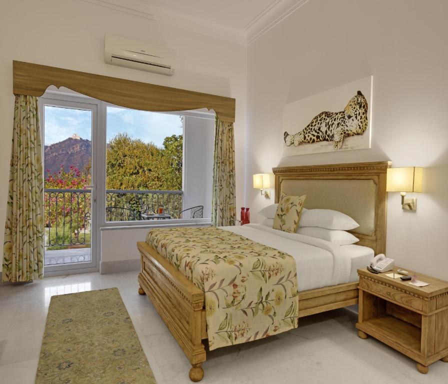Standard Double or Twin Room Fateh Garh Resort image 8