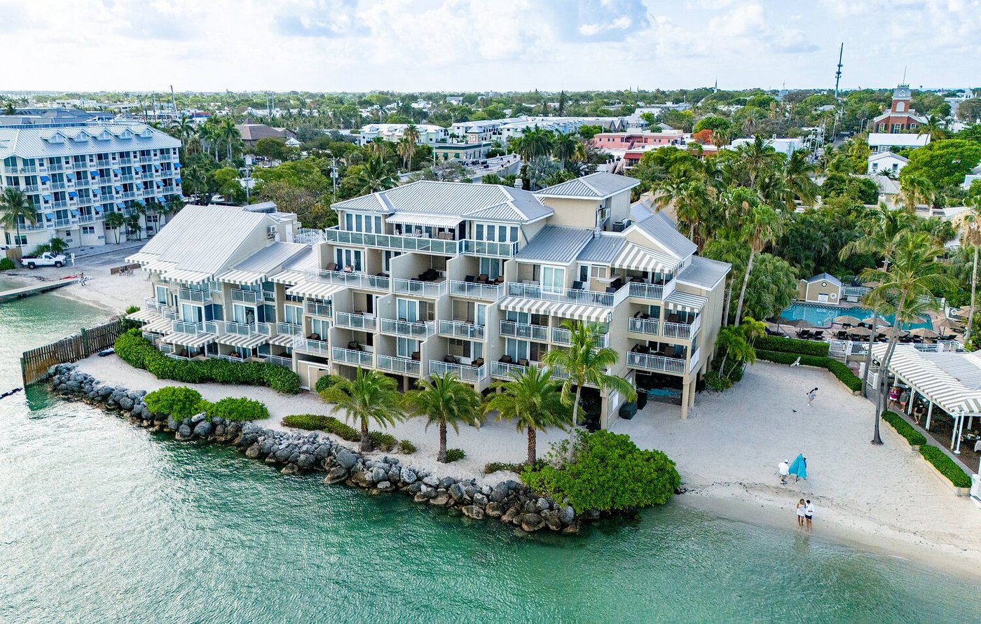 Pier House Resort & Spa (Standard King) image 1
