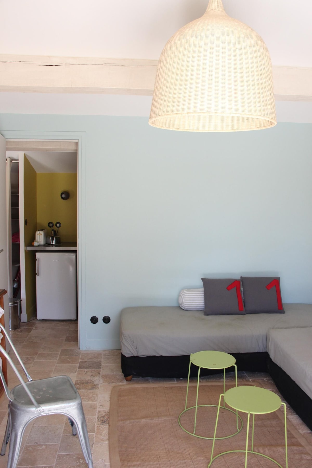 Authentic Family Home for a Successful Vacation in a Peaceful Setting image 3
