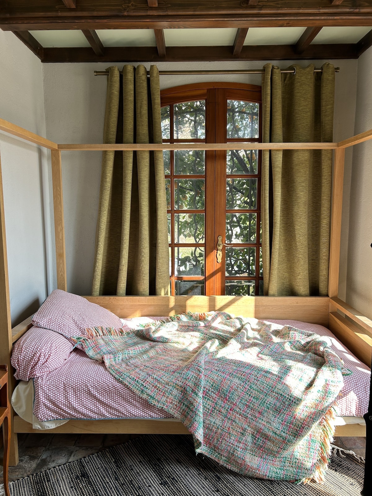 Authentic Family Home for a Successful Vacation in a Peaceful Setting image 6