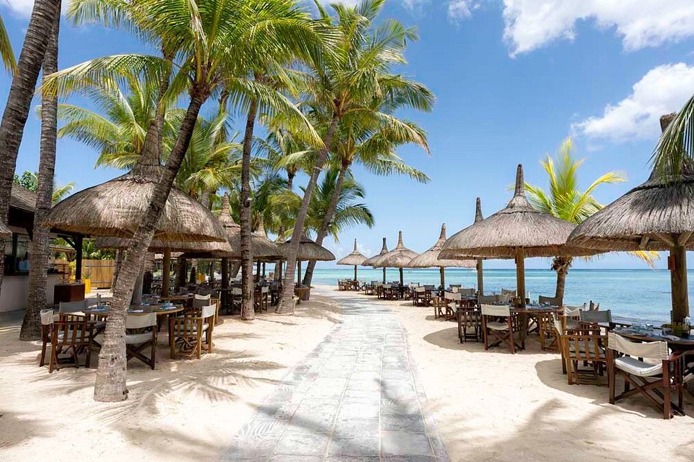 Dinarobin Beachcomber (Dinarobin Suite) image 1