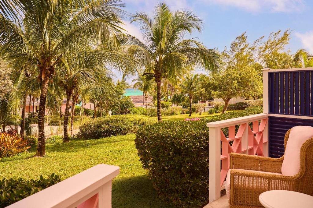 Coral Sands Inn (One-Bedroom Suite Partial ) image 2