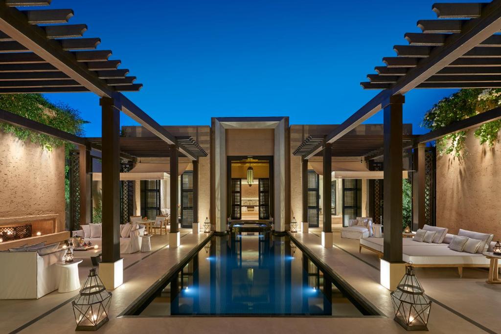 Mandarin Oriental (Mandarin Pool Villa) image 1