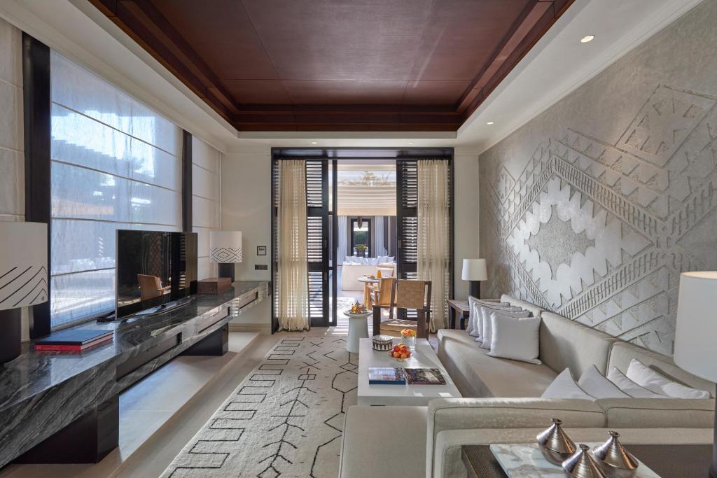 Mandarin Oriental (Mandarin Pool Villa) image 3