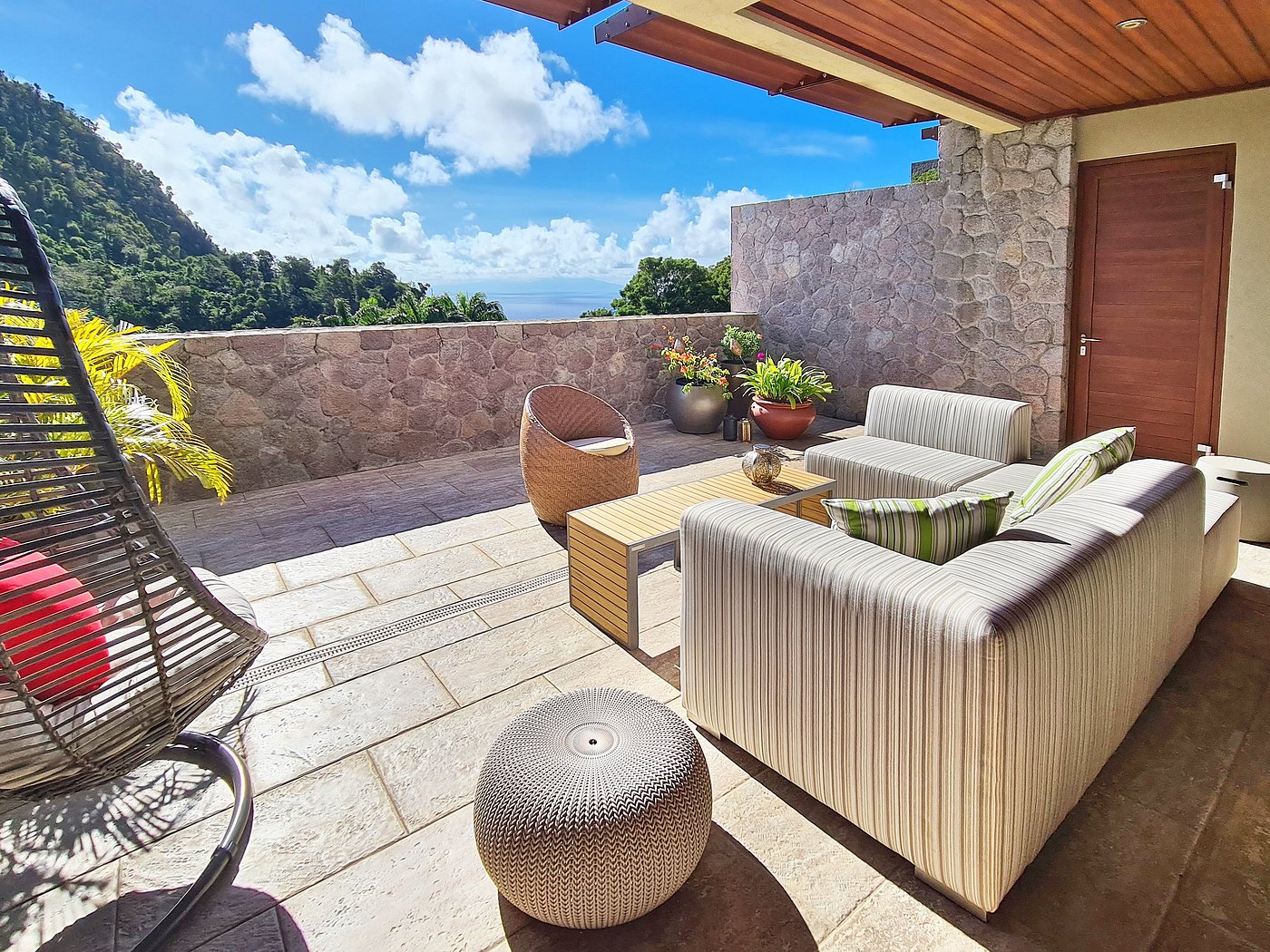 Coulibri Ridge (Seaview Studio) image 2