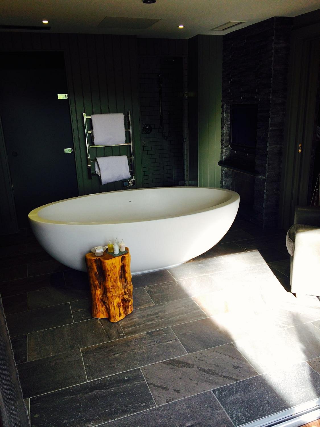 Brimstone Hotel & Spa (Spa Suite) image 5