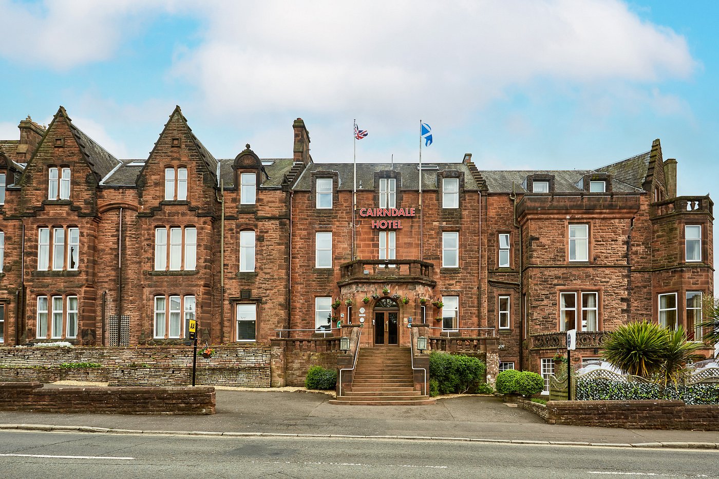 Cairndale Hotel & Spa (Cozy Room) image 1