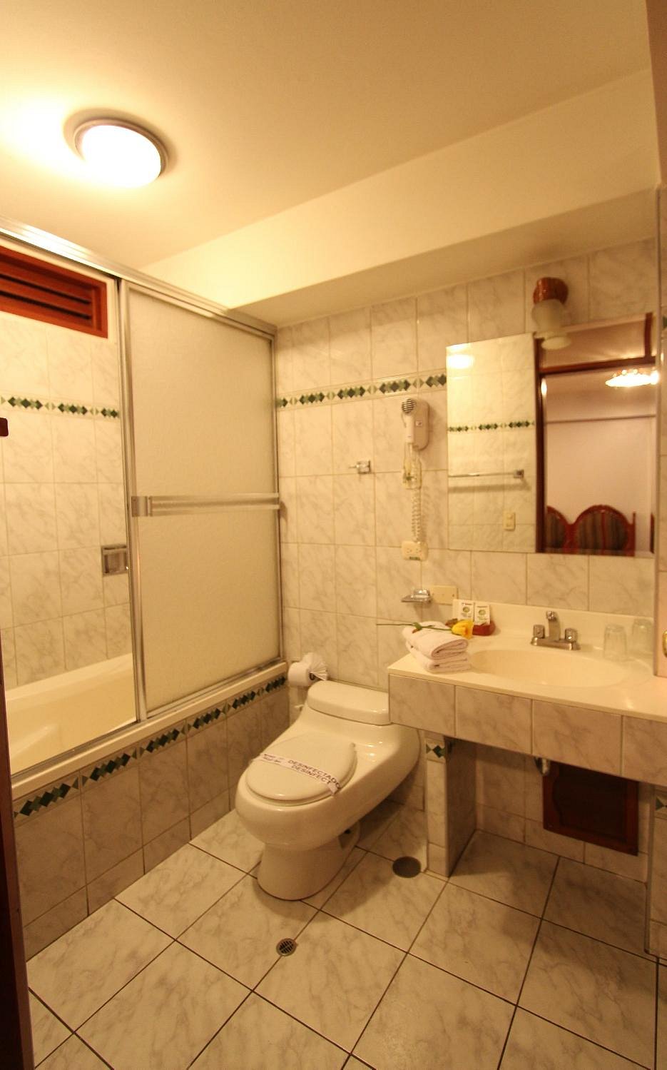 Munay Wasi Inn (Double Room) image 3