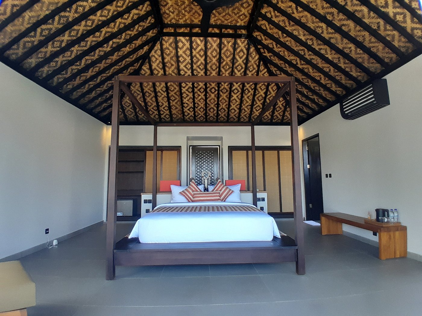 Menjaga Bay (Superior Suite) image 2