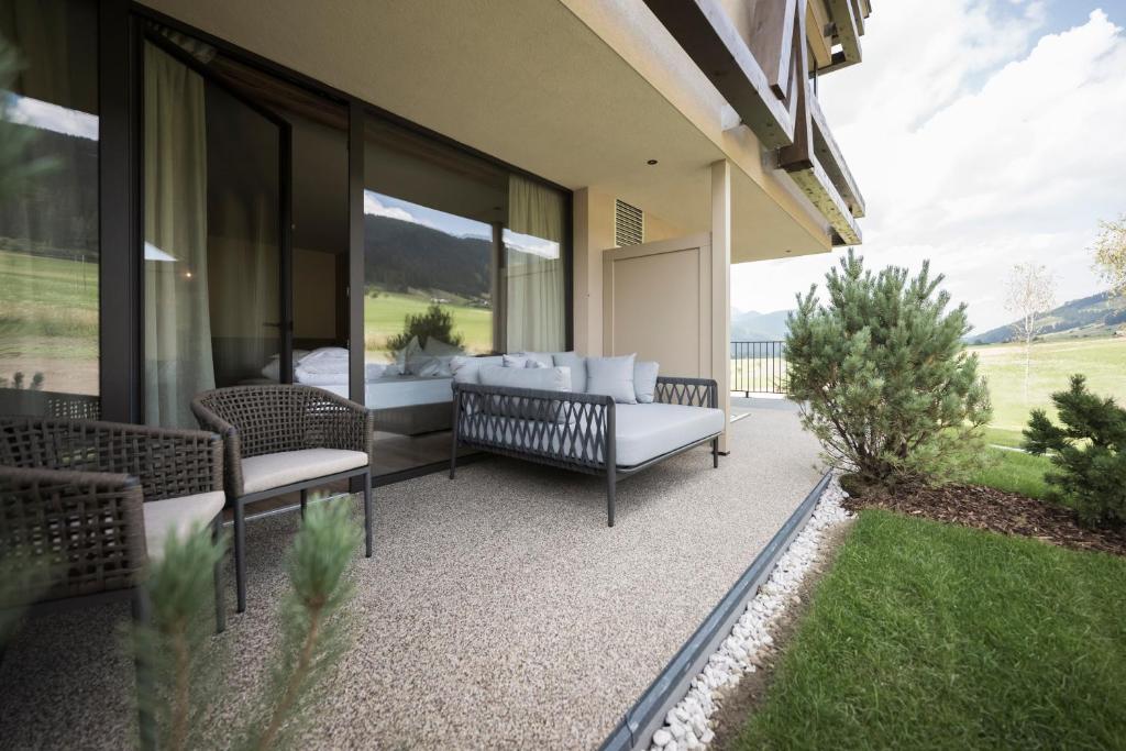 Hotel Patris (Suite)
 image 3