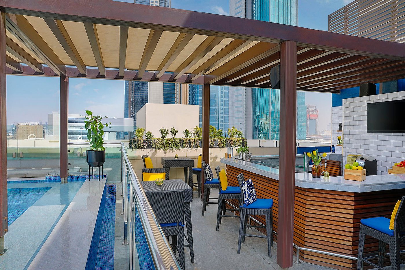 Voco Dubai (Premium King Room with Skyline View) image 6