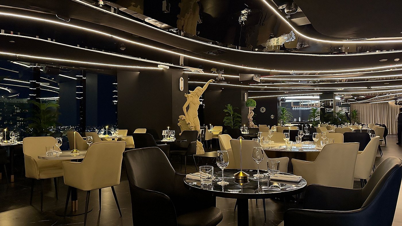 Voco Dubai (Premium King Room with Skyline View) image 8