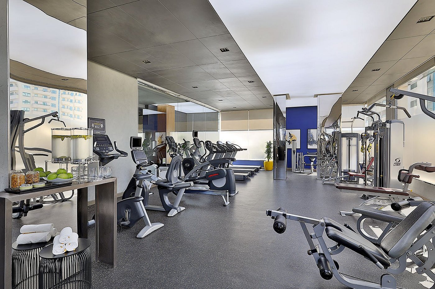 Voco Dubai (Premium King Room with Skyline View) image 10