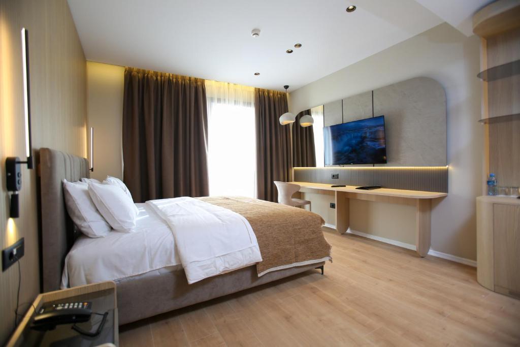 Regina Palm (Double Room) image 2