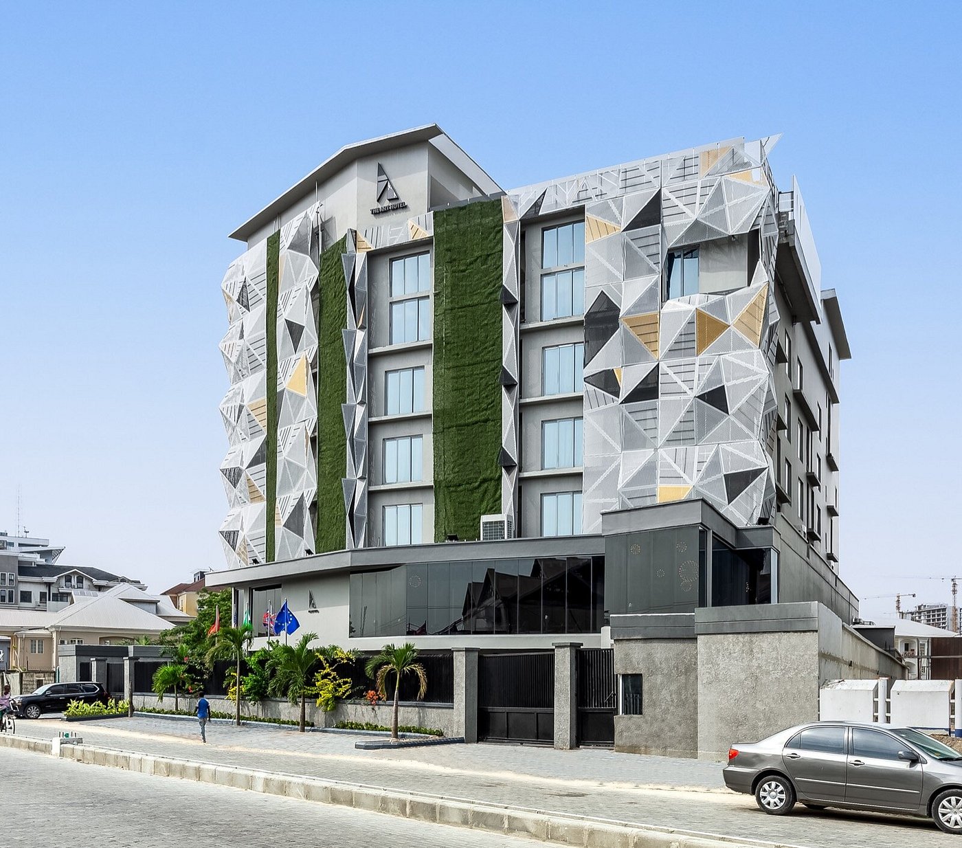 The Art Hotel (King Room)
 image 1