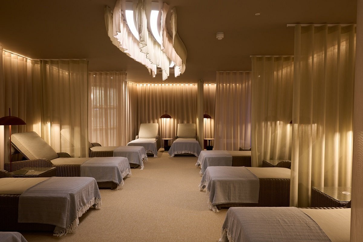 Calcot & Spa (Comfy Room) image 9