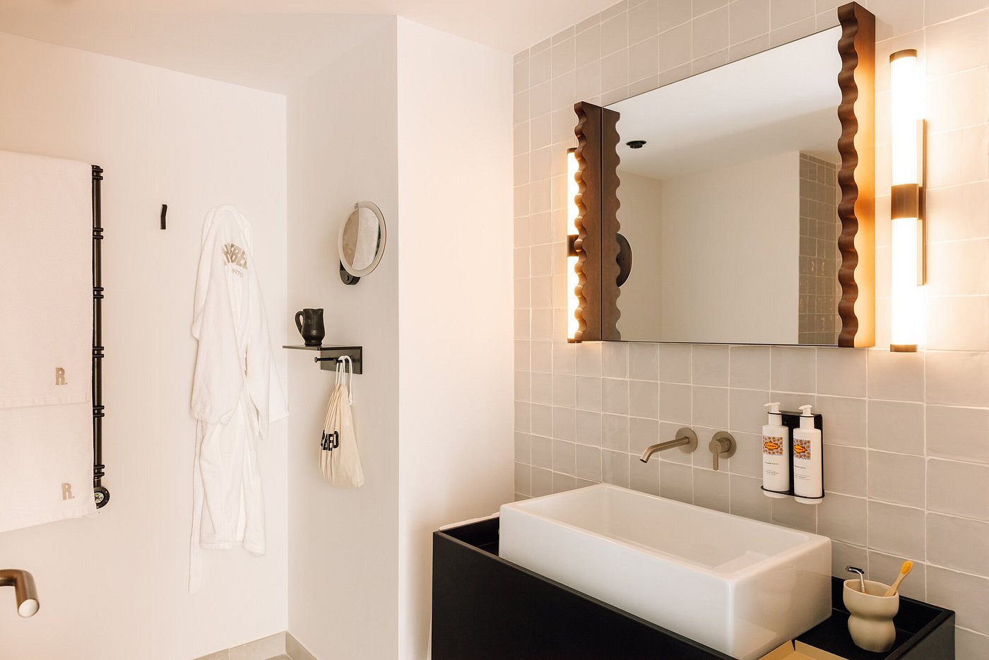 The Rebello (One-Bedroom Suite) image 5