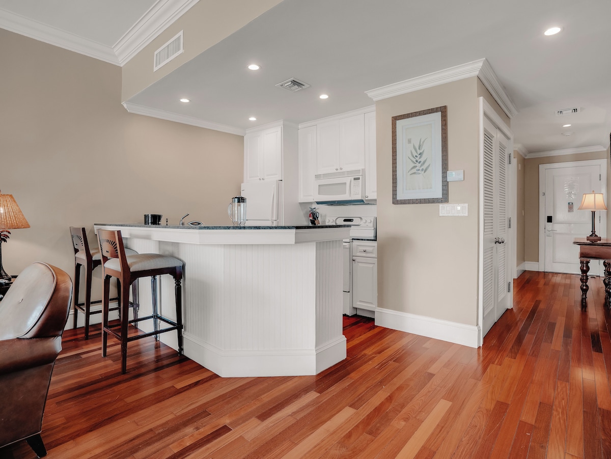 1 Bedroom Townhouse Valentines Resort & Marina image 3
