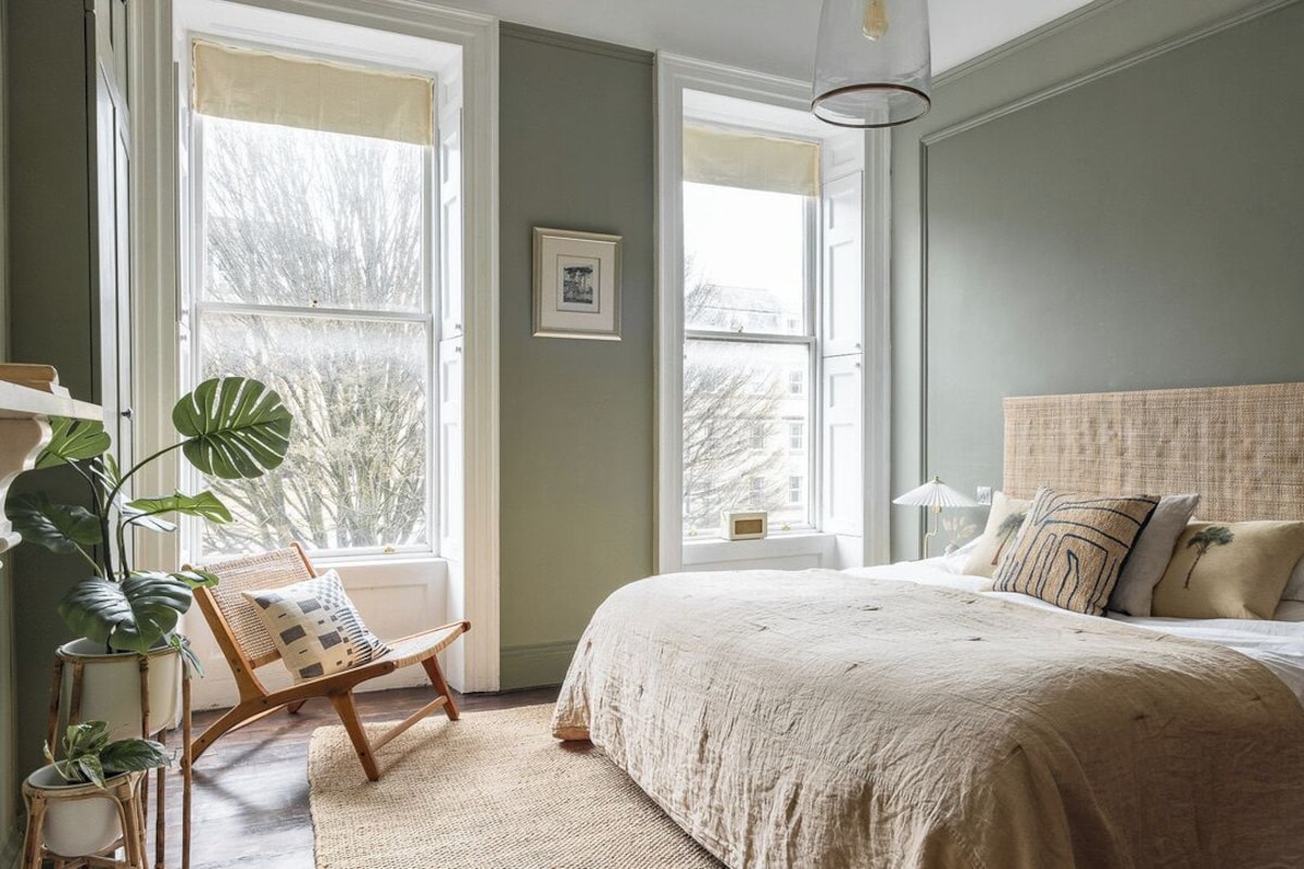 Beautiful Georgian Apartment in the Centre of Bath image 6