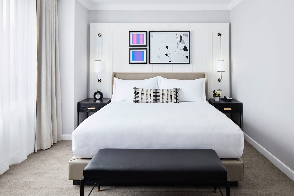 SuiteThe Luxury Collection Hotel Manhattan Midtown image 4