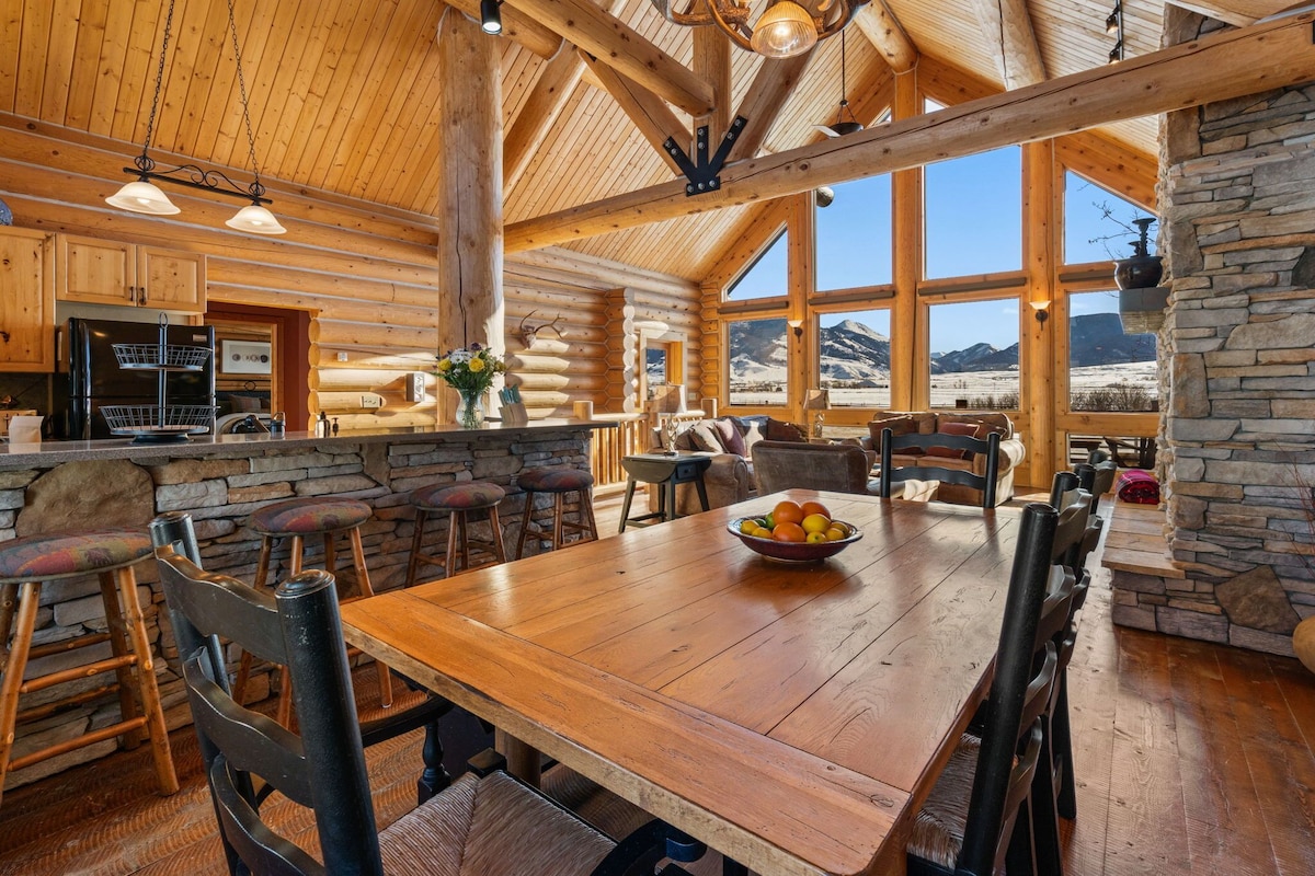 Yellowstone Log Chalet image 6