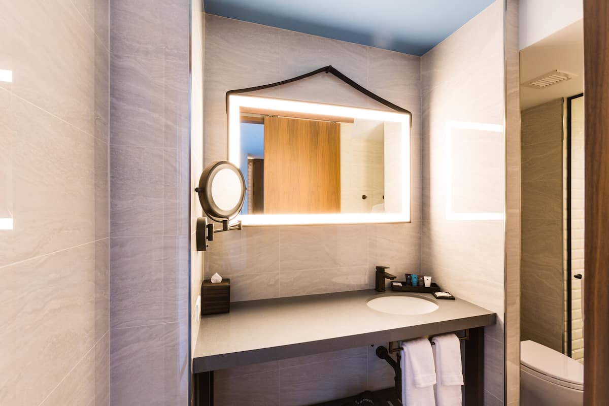 Premium Room image 2
