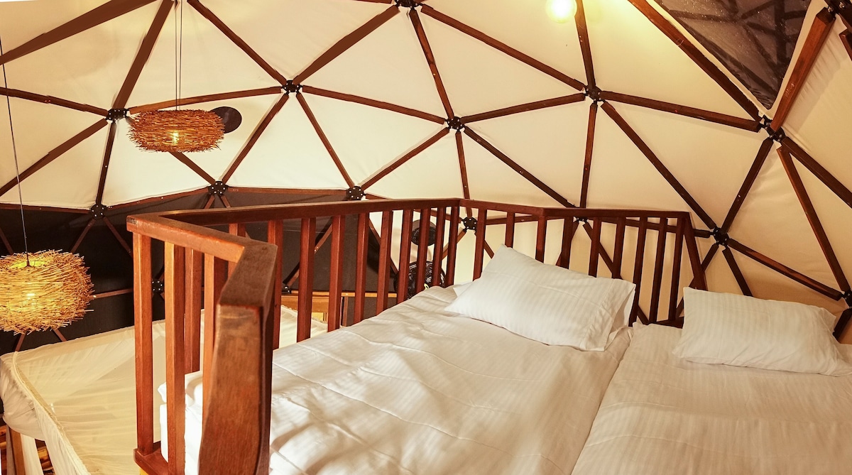 Trekker Glamping (Duplex Suite) image 4
