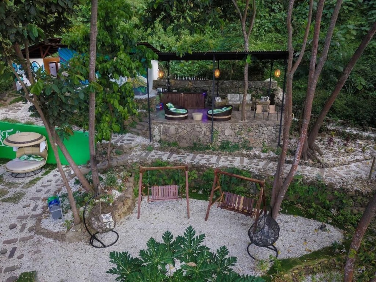 Trekker Glamping (Duplex Suite) image 7