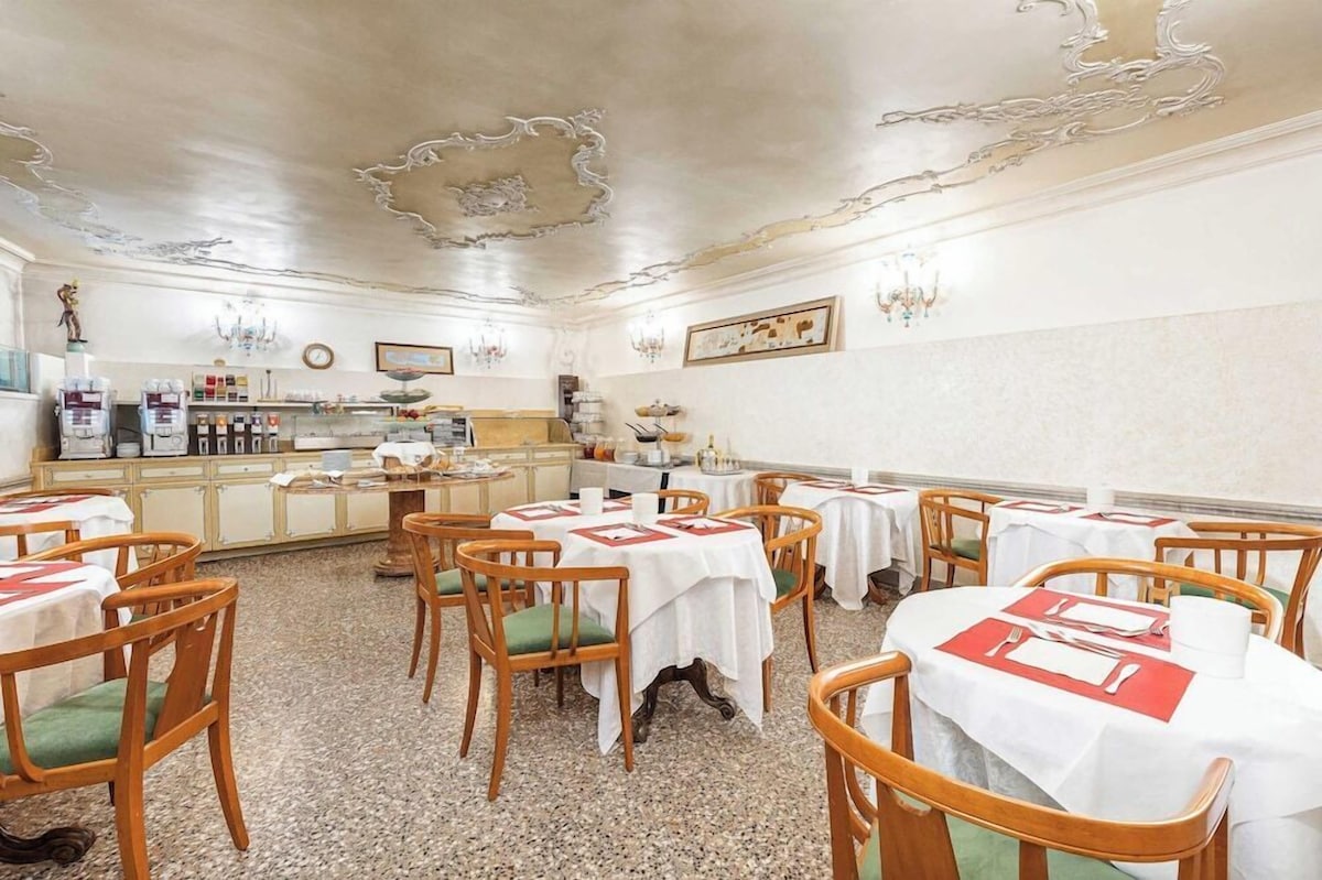 Hotel San Moisè (Classic Double) image 2
