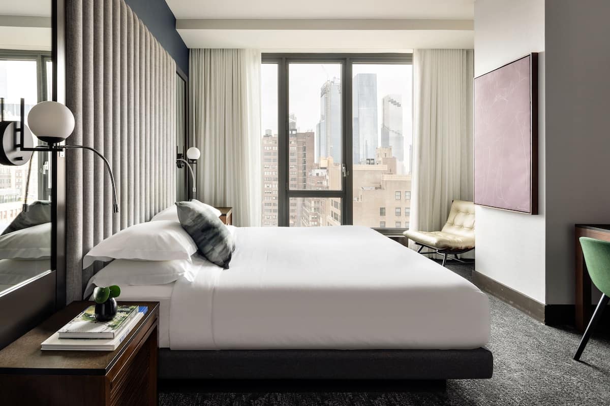 Room, 1 King Bed, Kimpton Hotel Eventi by IHG
4.0  image 6