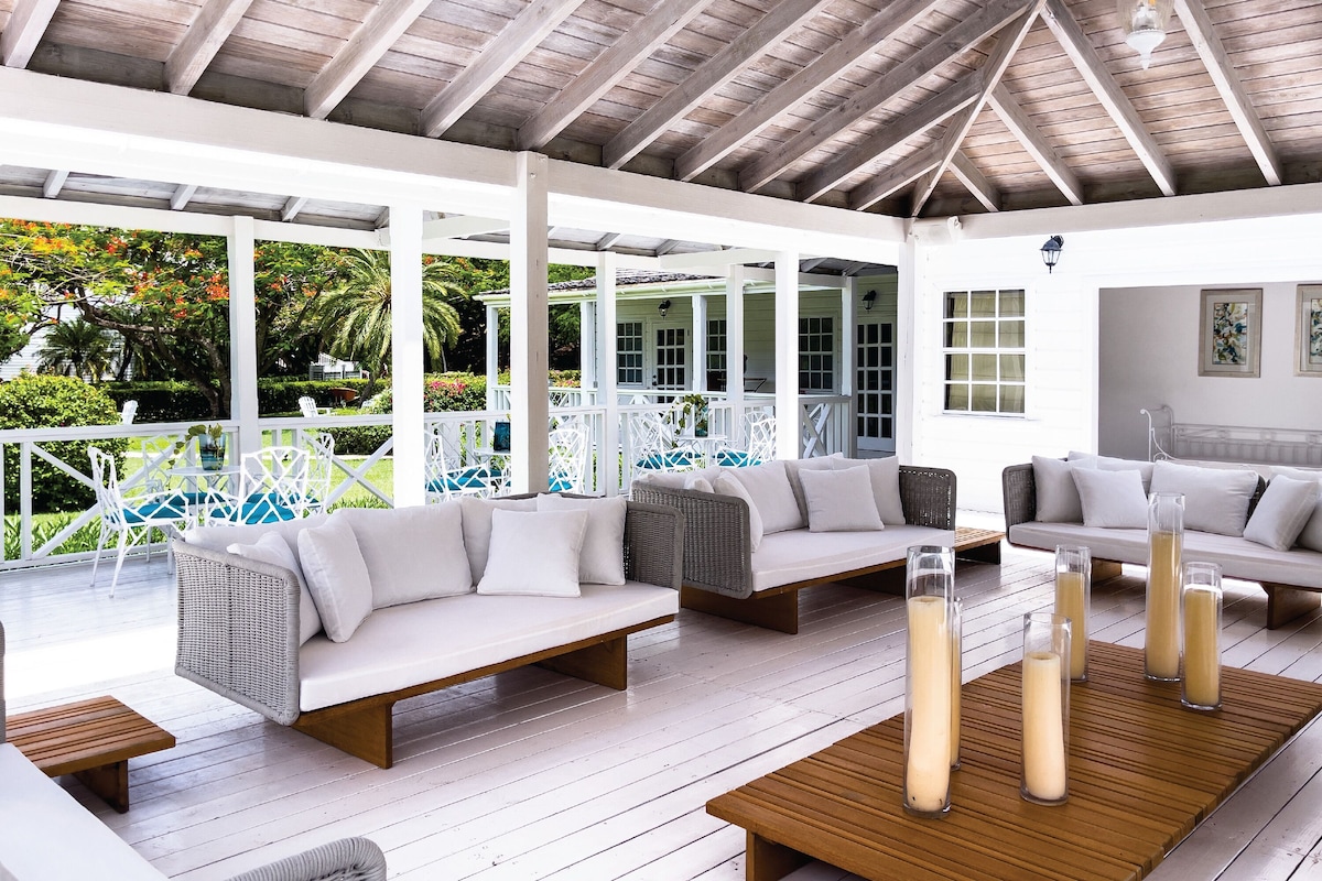 The Inn (Beach cabana) image 5