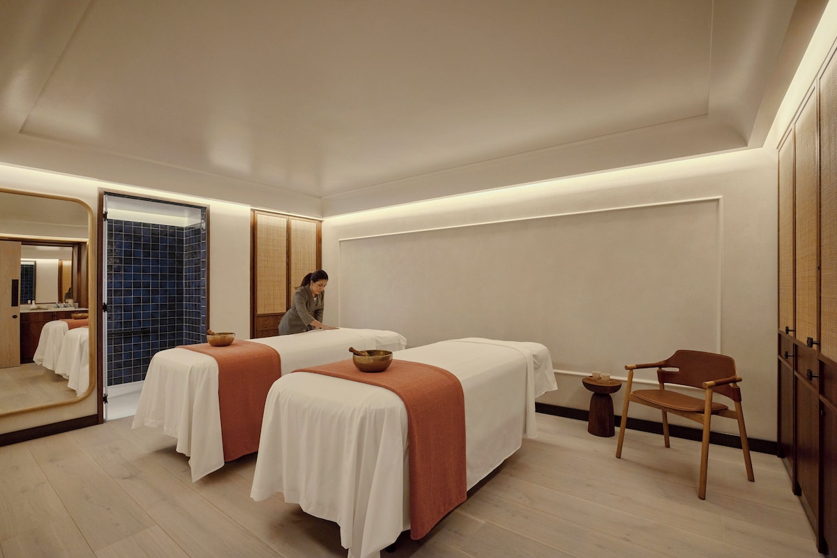 Six Senses London (Superior Room) image 9