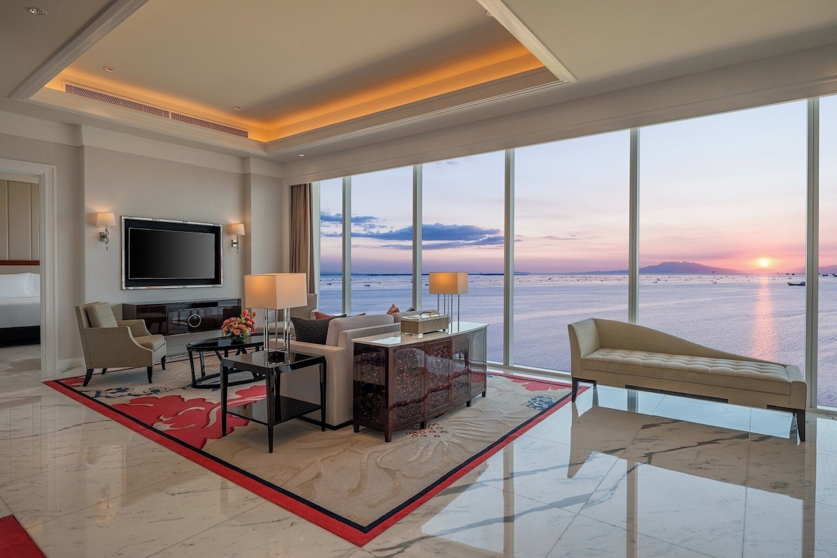 Deluxe Room, Solaire Resort Entertainment City
 image 5