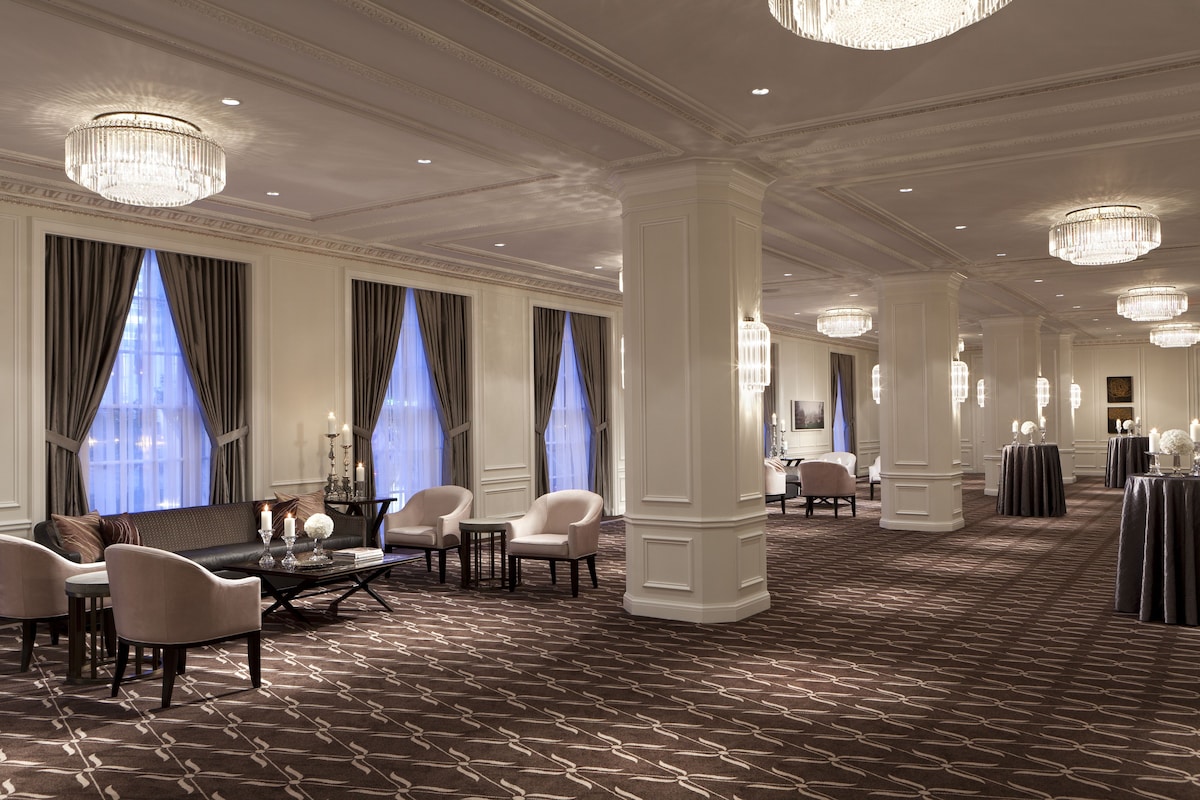 Rosewood Hotel (Superior King Room) image 2