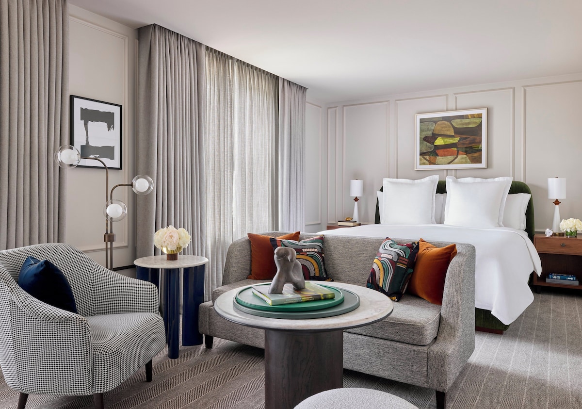 Rosewood Hotel (Superior King Room) image 4