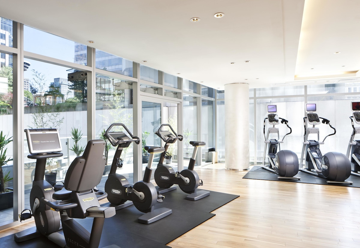 Rosewood Hotel (Superior King Room) image 10