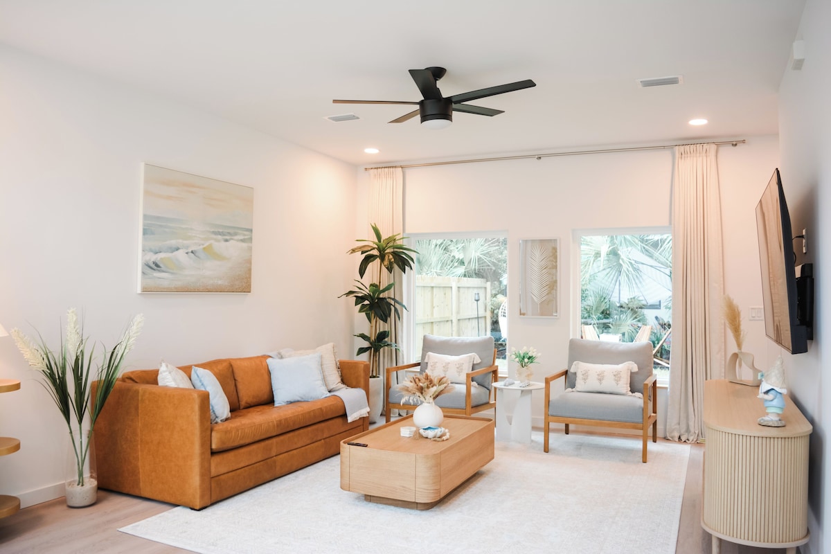 3BR Coastal Retreat near Downtown & Beach image 2