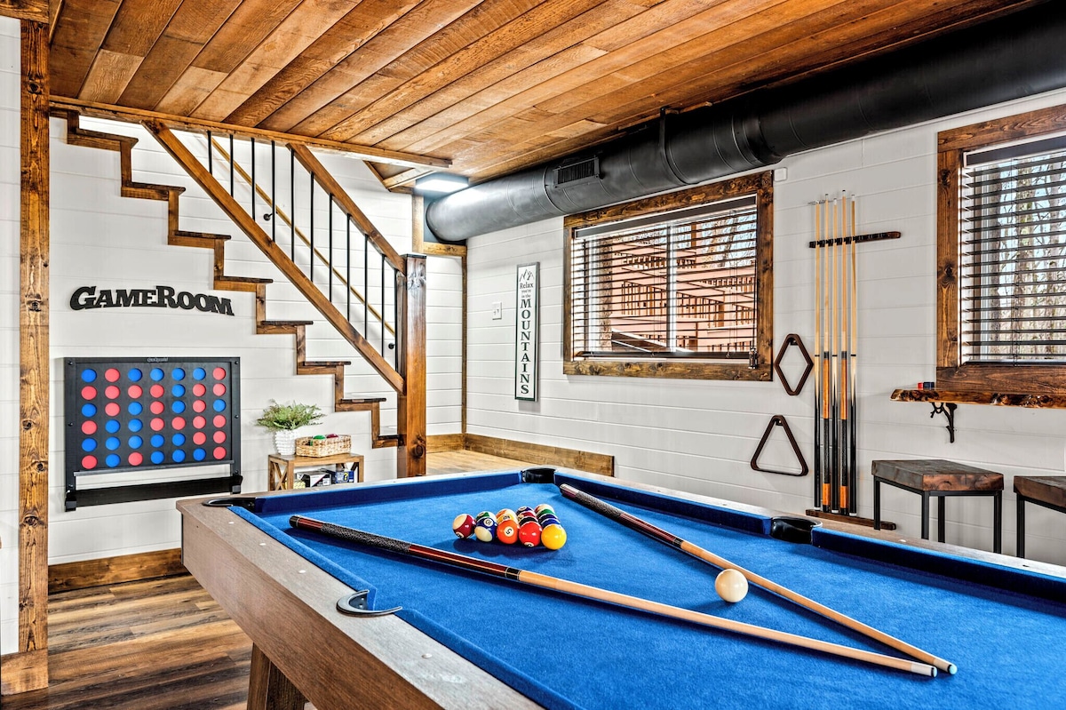Cabin 1 Mile to DT Hot Tub, Game Room image 3