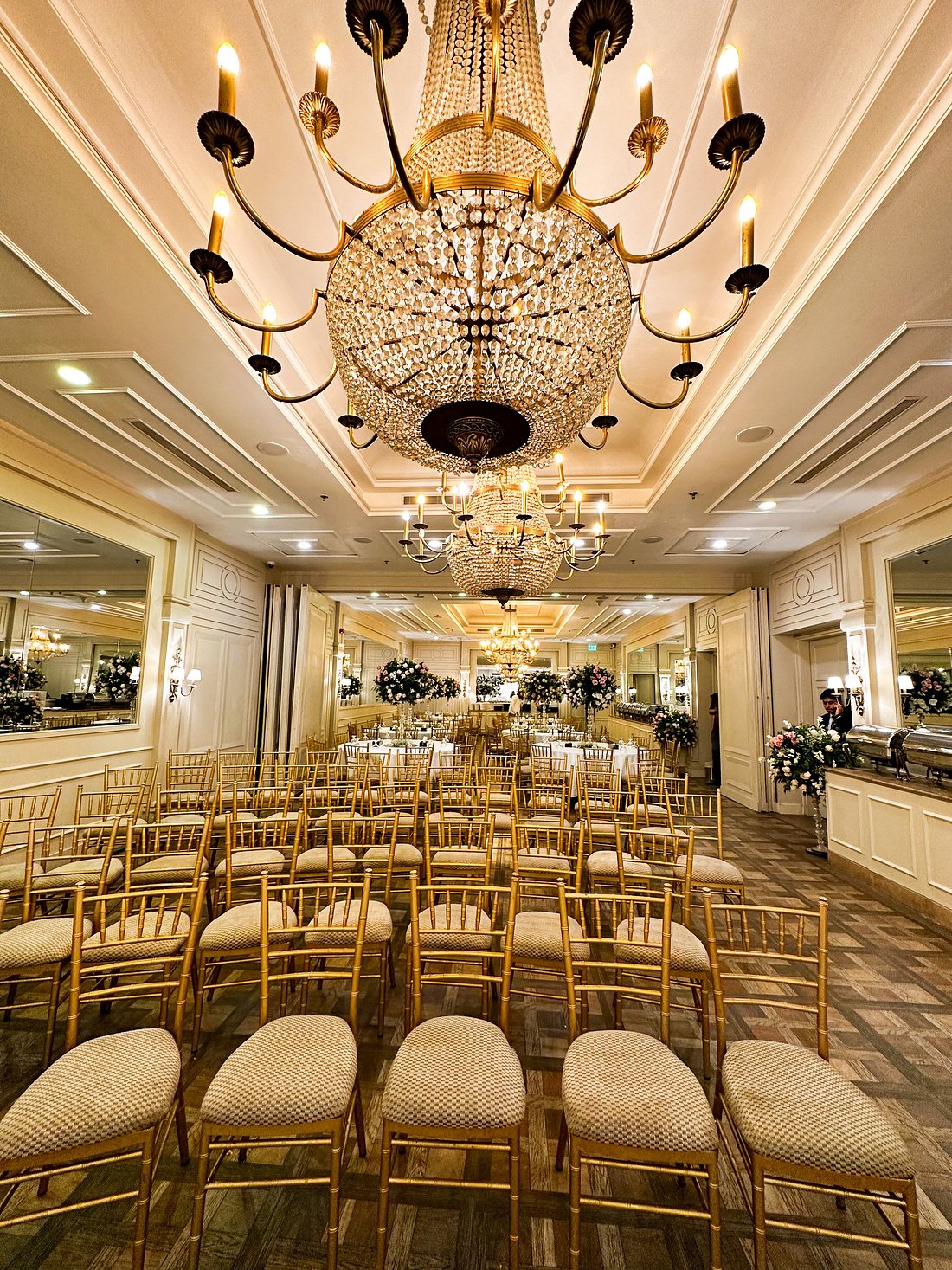The Nishat Hotel (Executive King Room) image 6