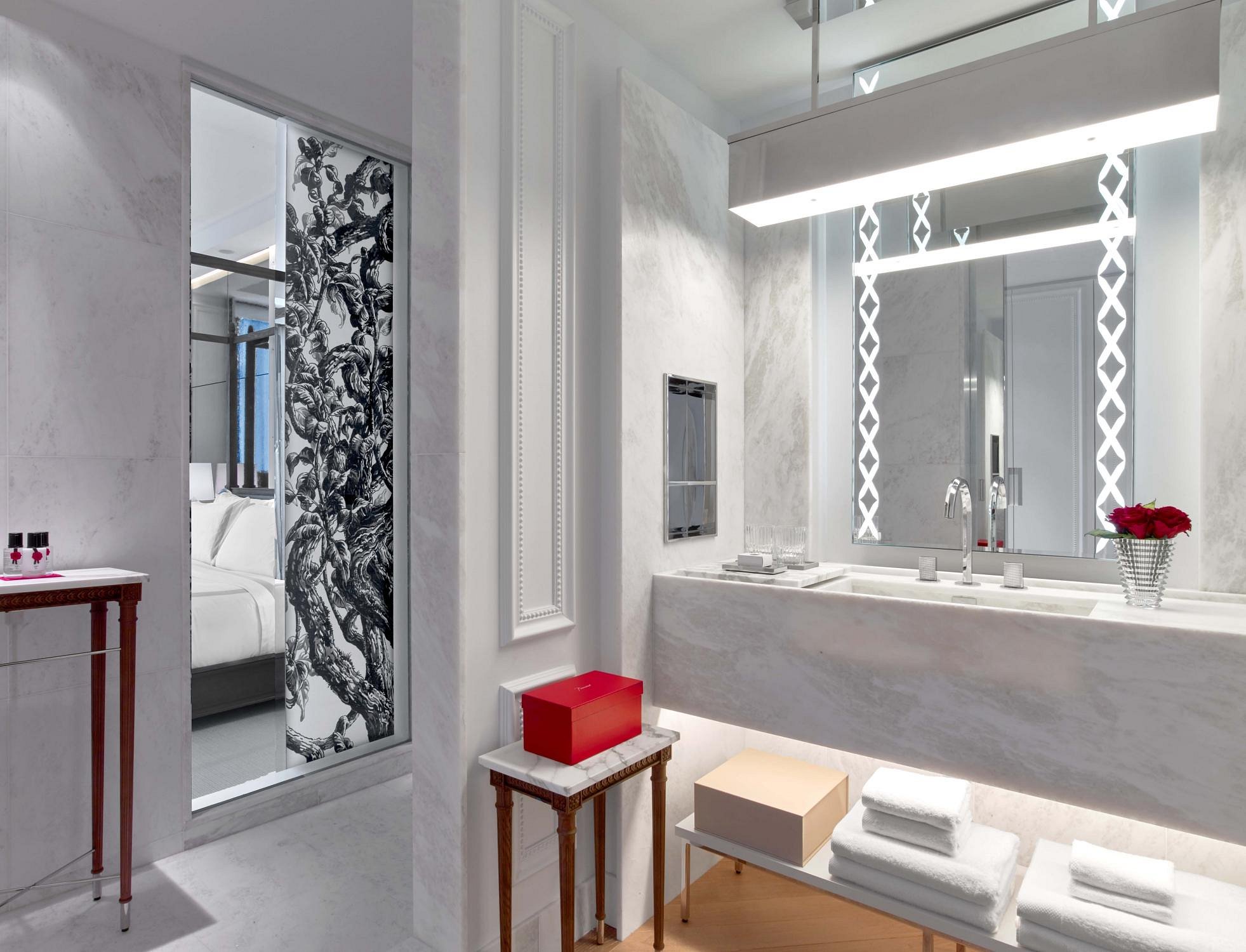 Baccarat Hotel (Grand Classic King) image 8