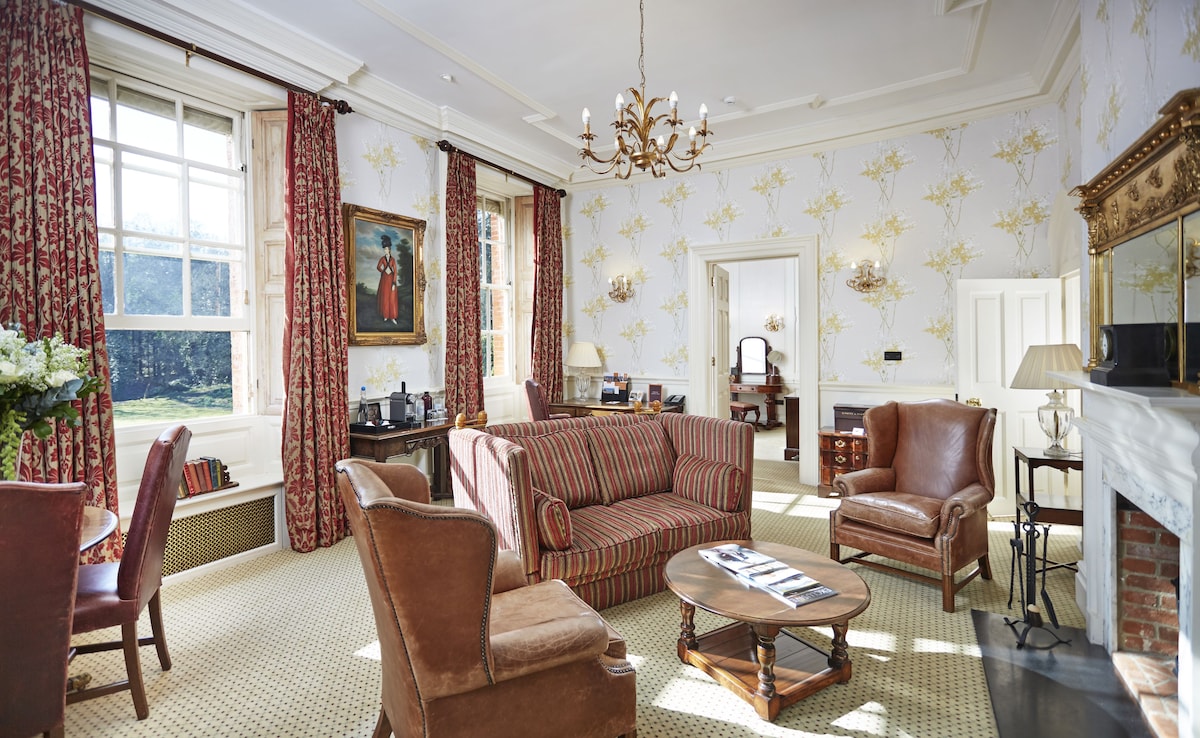 Lainston House (Four Poster Suite) image 5