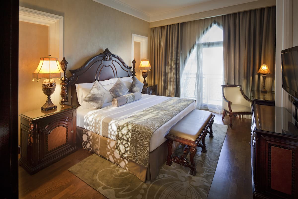 5 Bedroom Royal Villa, Jumeirah Zabeel Saray Dubai image 5