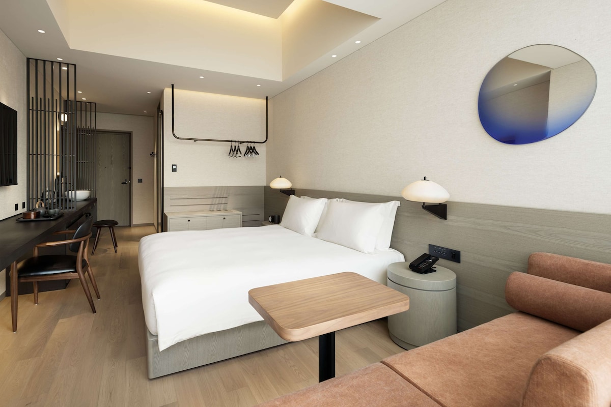 Hotel Toranomon Hills (King Room) image 5