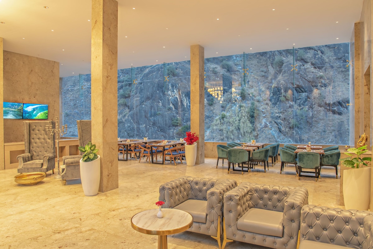 Echor Palm Bliss (Superior King Room) image 7