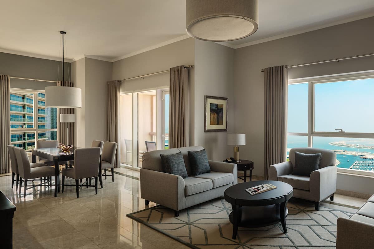 Dubai Marriott Harbour Hotel & Suites
 image 2