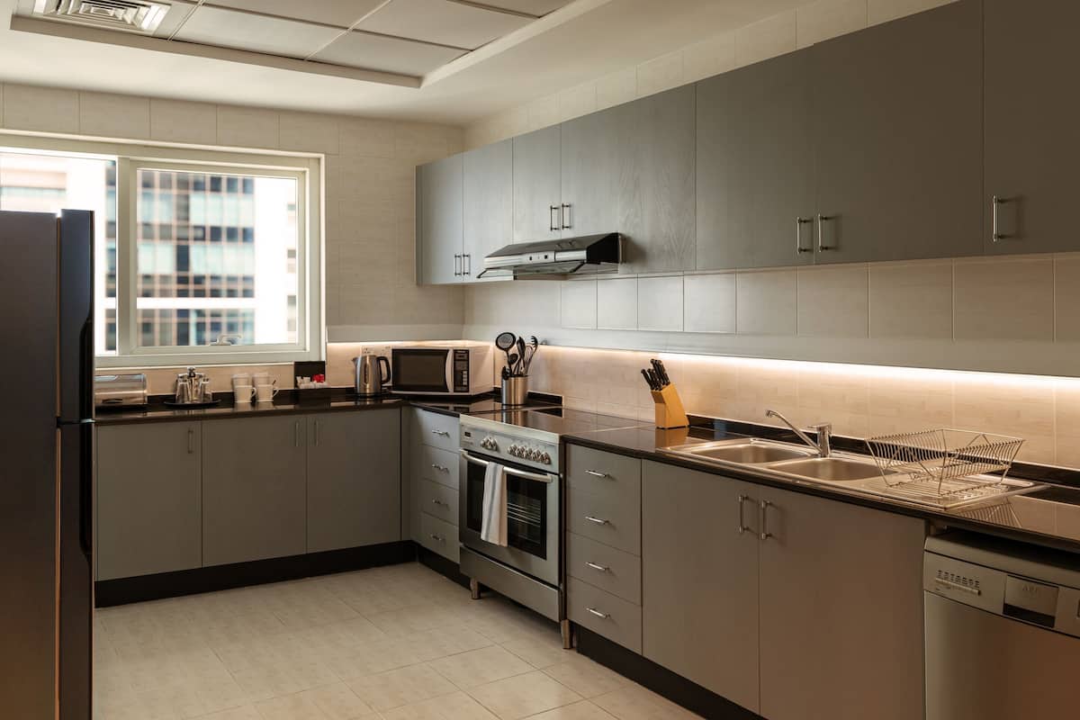 Dubai Marriott Harbour Hotel & Suites
 image 3